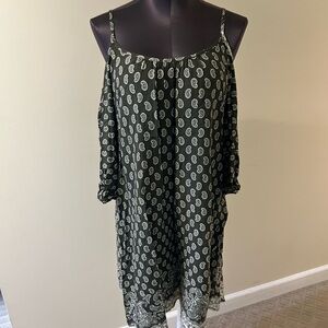 Wilde Green Paisley Off-Shoulder Dress size M